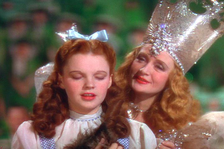 Quenn and Dorothy from the Wizard of Oz